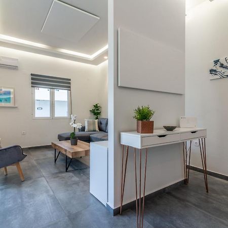 Misty Grey Apartment Near City Centre Heraklion  Екстер'єр фото