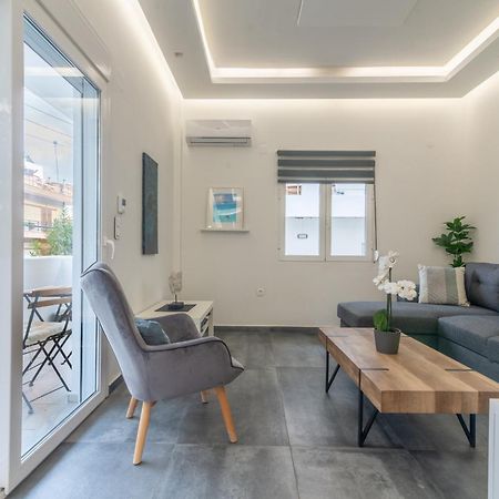 Misty Grey Apartment Near City Centre Heraklion  Екстер'єр фото