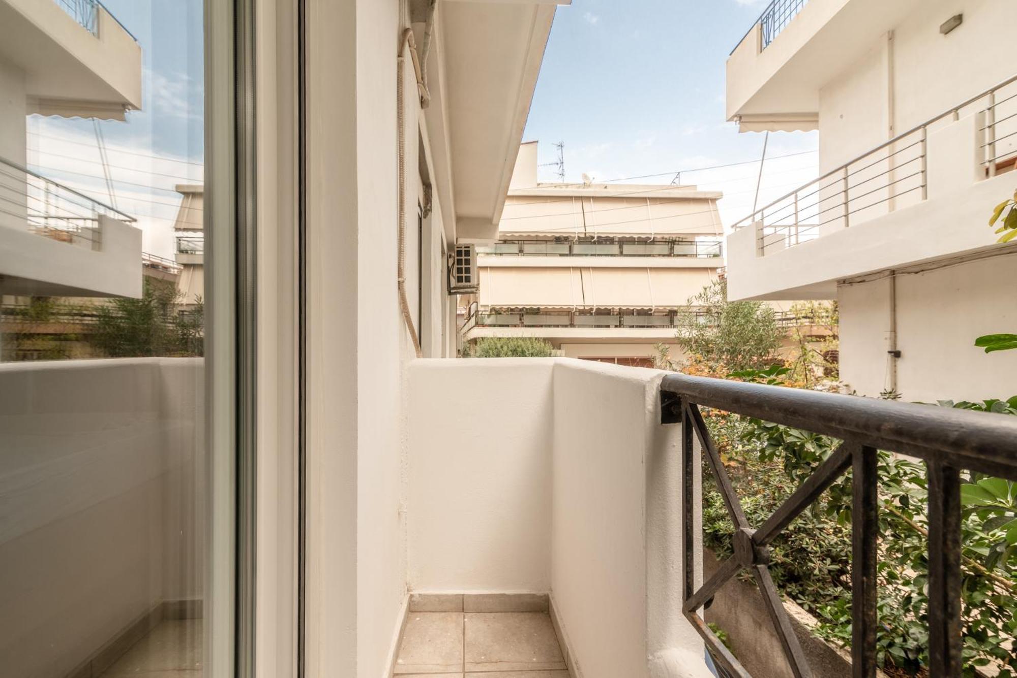 Misty Grey Apartment Near City Centre Heraklion  Екстер'єр фото