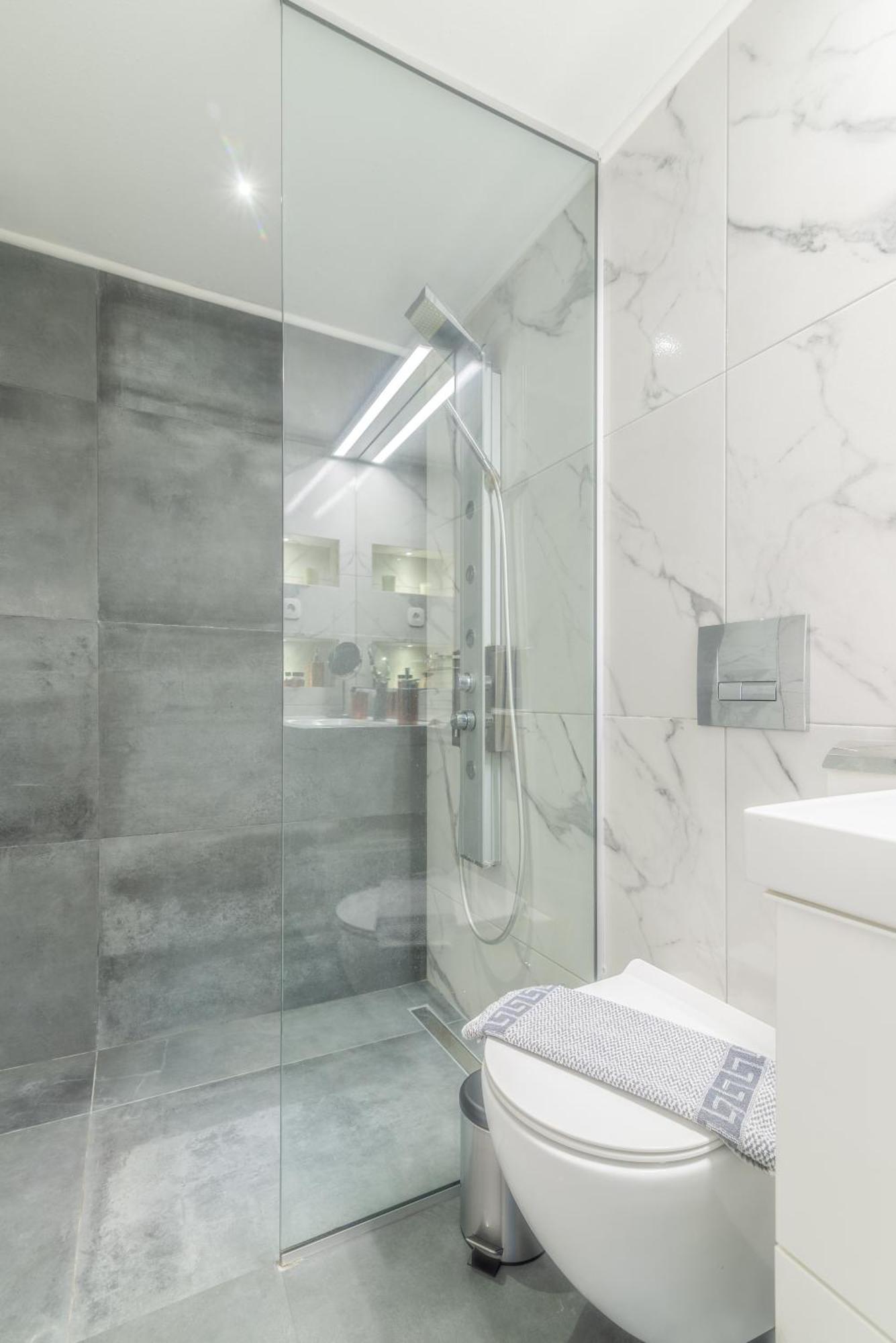 Misty Grey Apartment Near City Centre Heraklion  Екстер'єр фото