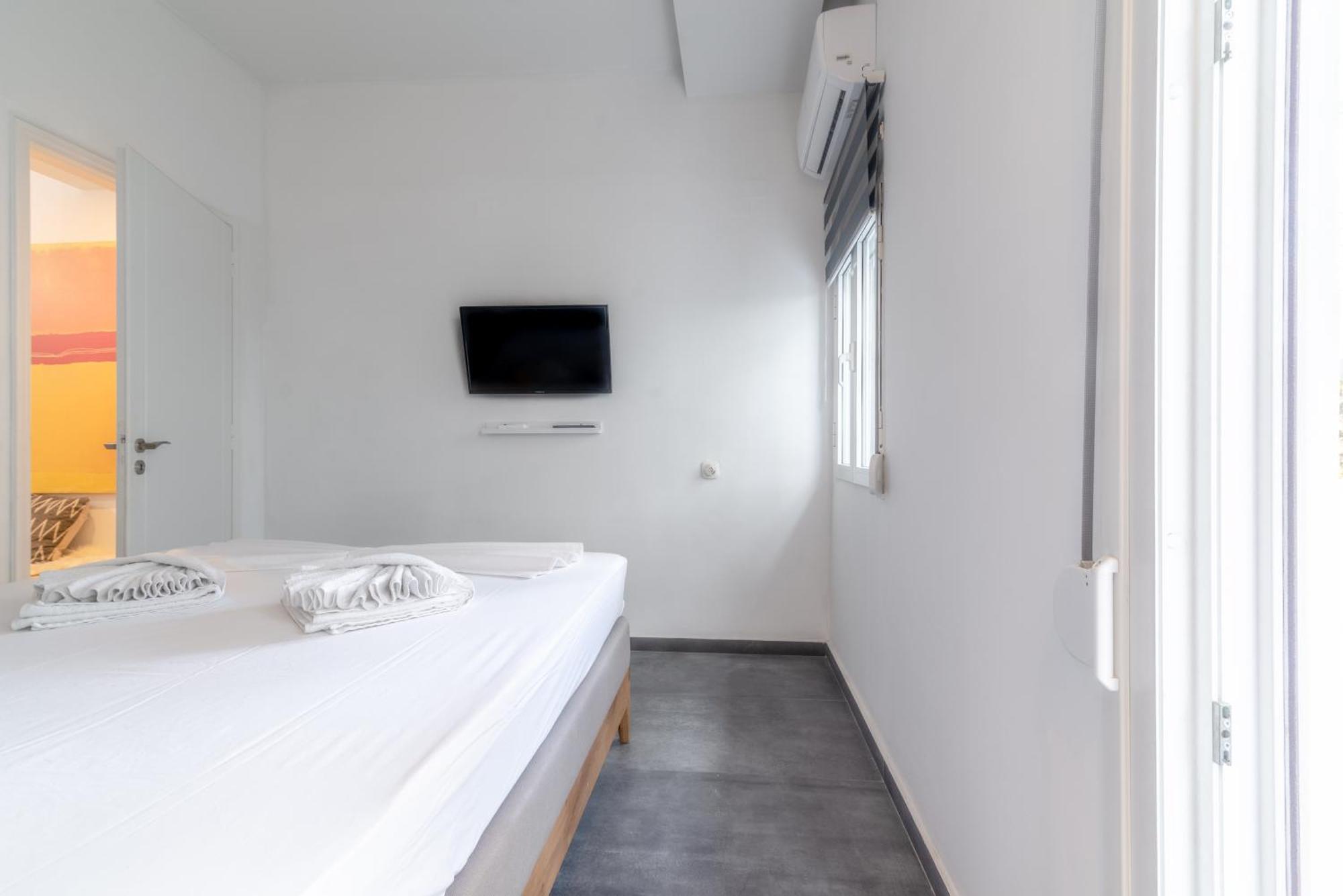 Misty Grey Apartment Near City Centre Heraklion  Екстер'єр фото