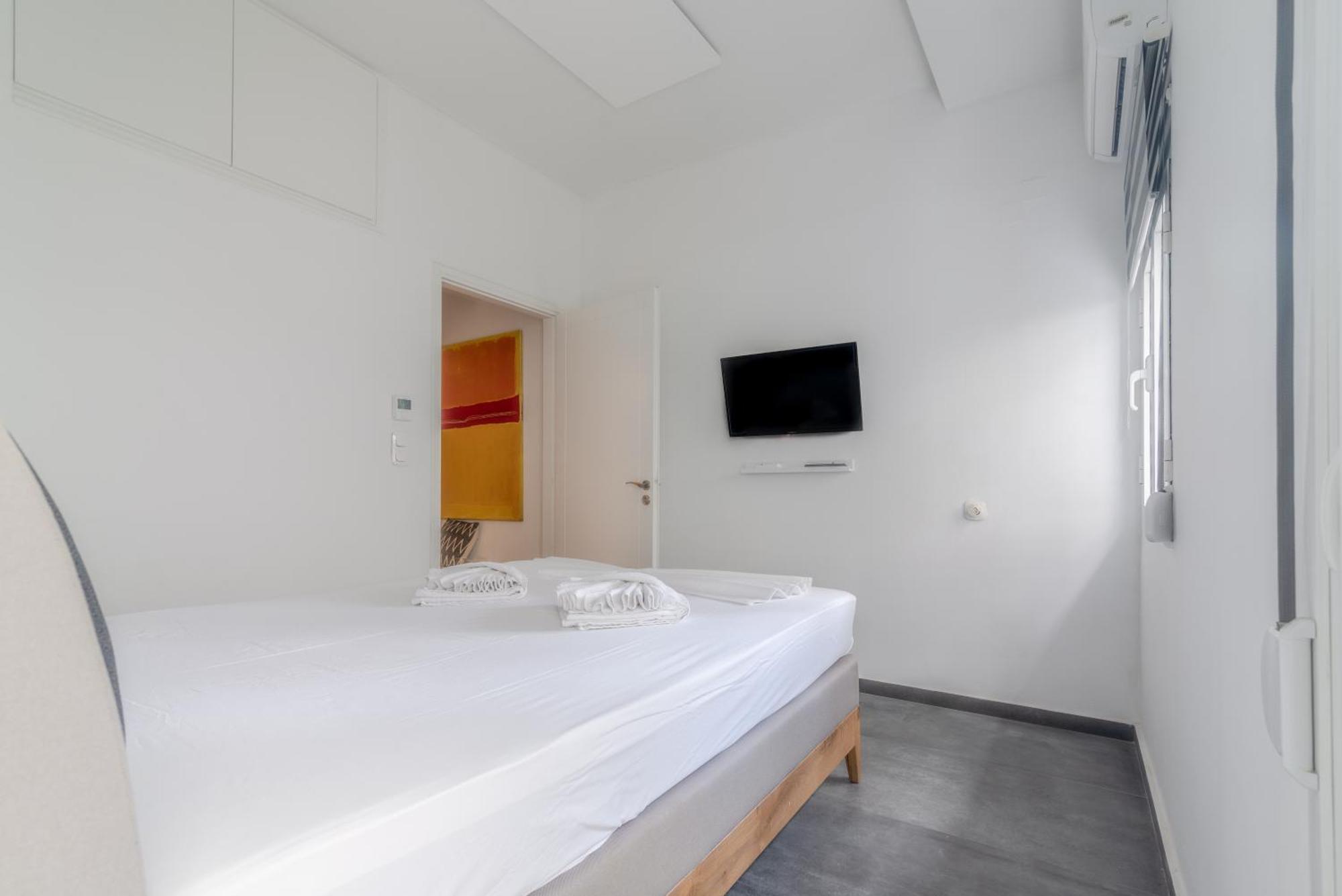 Misty Grey Apartment Near City Centre Heraklion  Екстер'єр фото